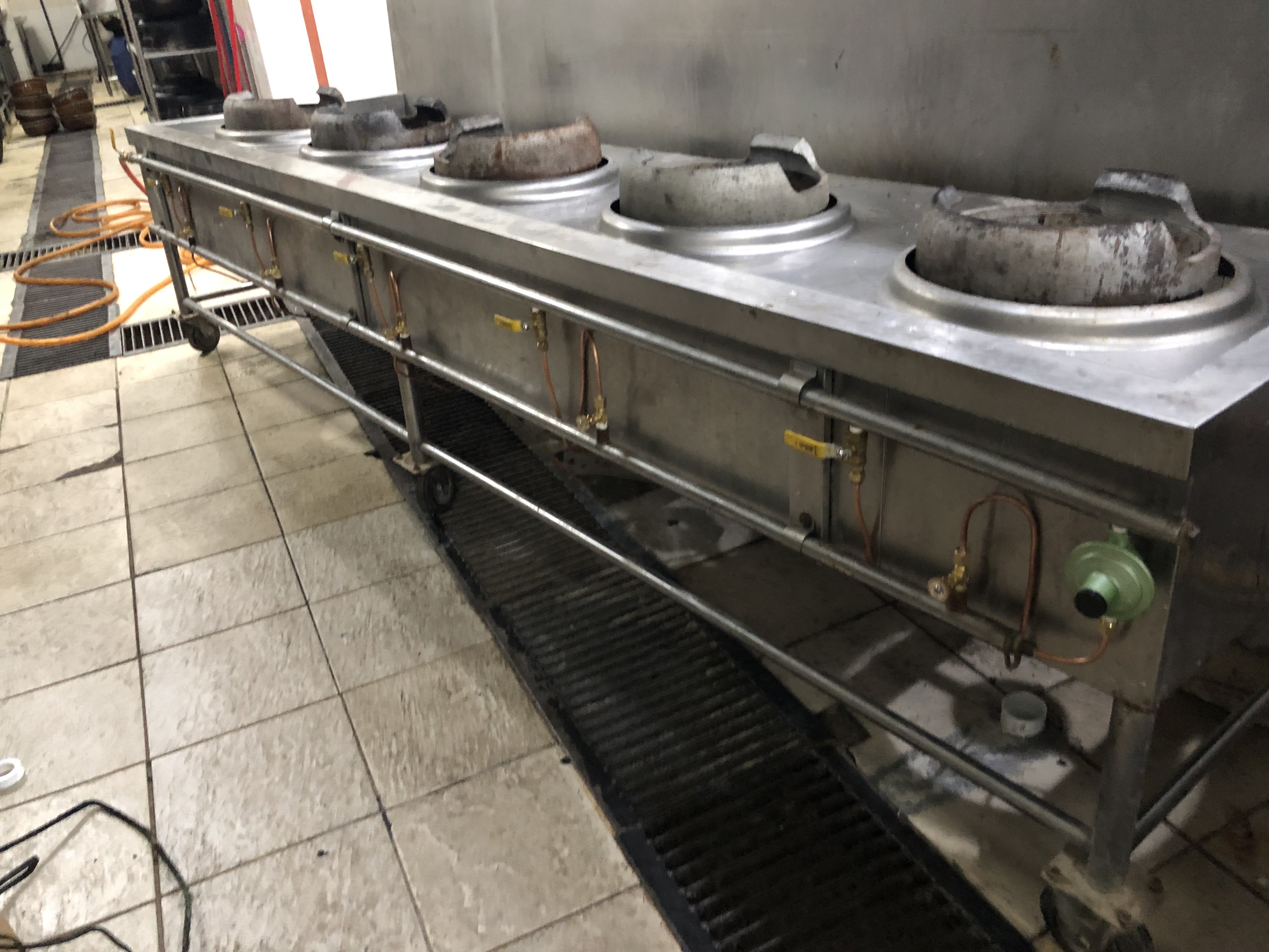 Commercial kitchen installation photo 11