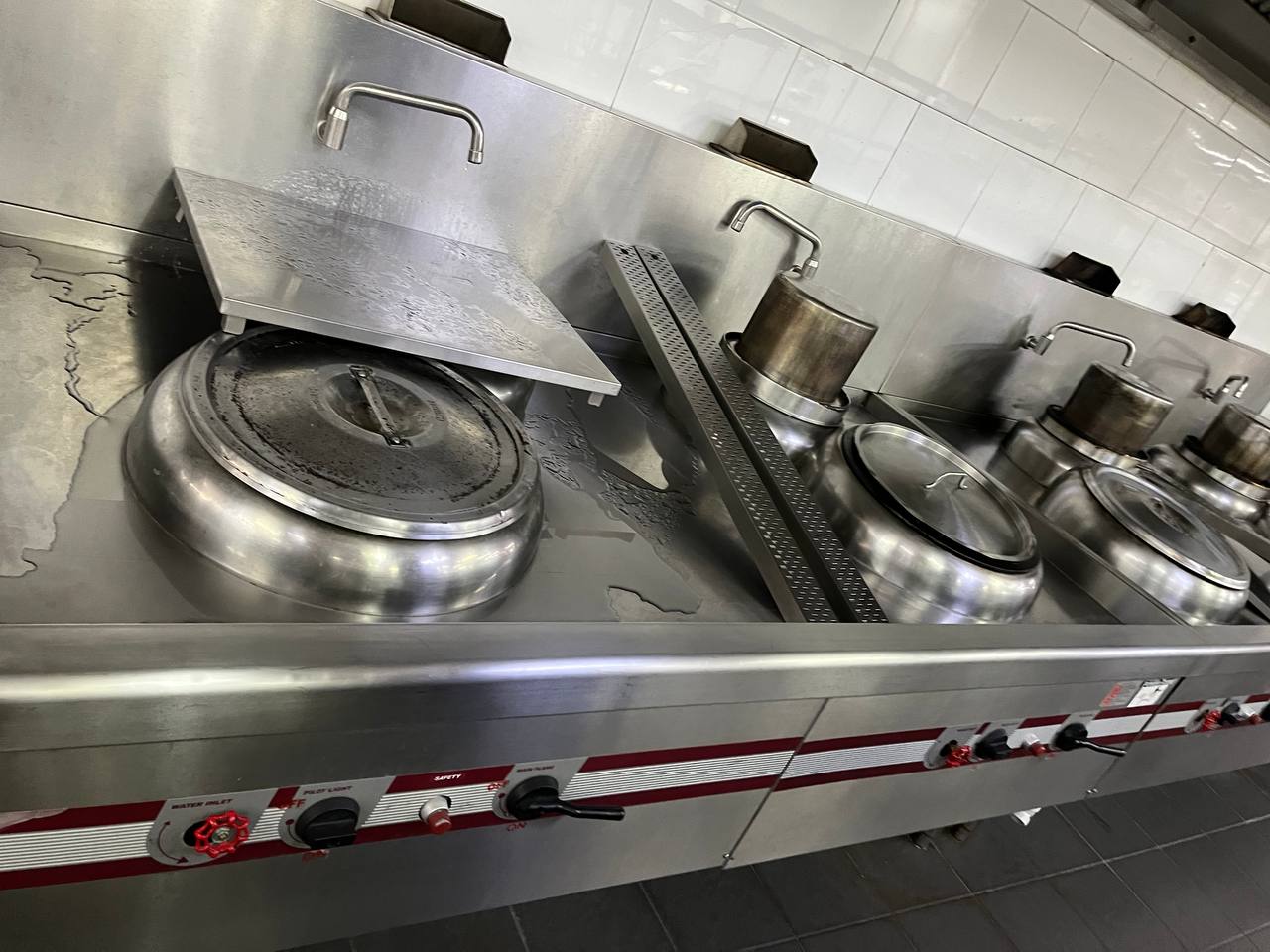 Commercial kitchen installation photo 81