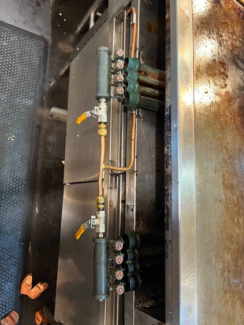 Commercial kitchen installation photo 86