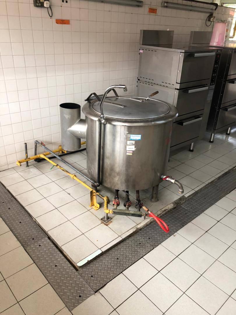 Commercial kitchen installation photo 92