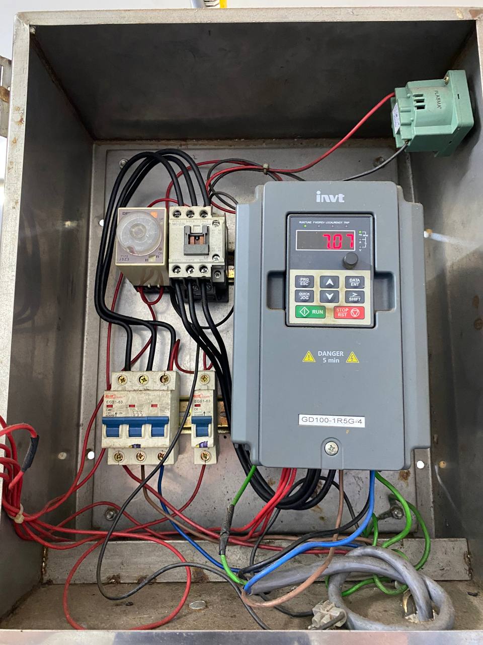 Commercial kitchen installation photo 97