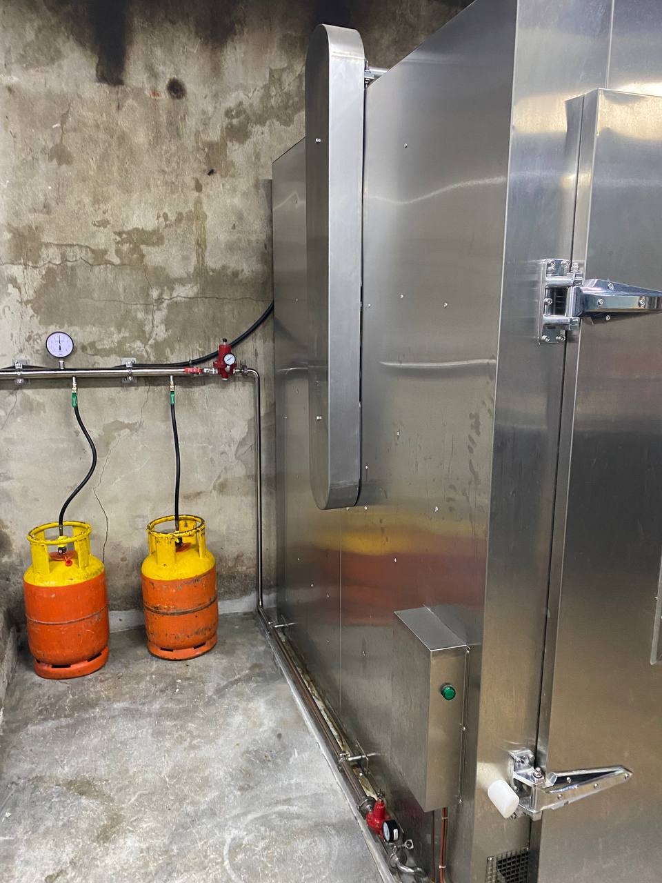 Commercial kitchen installation photo 100
